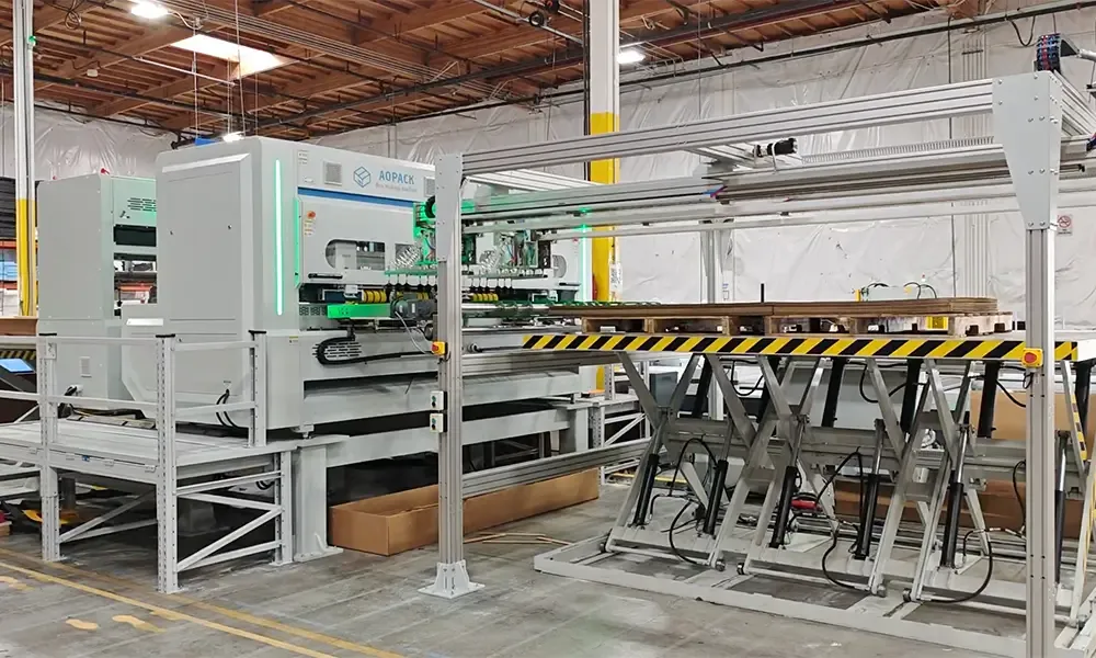 Automatic-Cardboard-Feeding-System-Automatic-Box-Stacking.webp